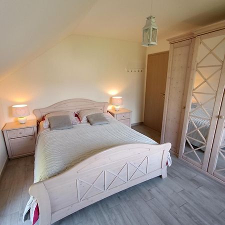 Maison Et Velos A Godinne Dans La Vallee De La Meuse Ngoại thất bức ảnh