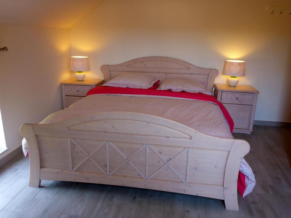 Maison Et Velos A Godinne Dans La Vallee De La Meuse Ngoại thất bức ảnh