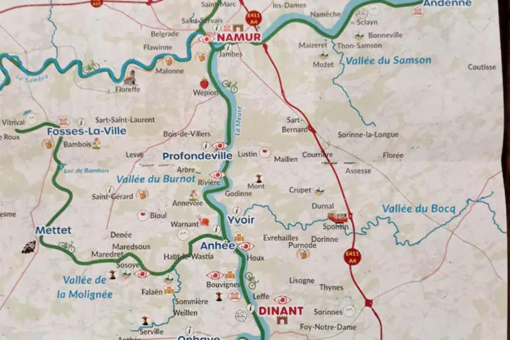 Maison Et Velos A Godinne Dans La Vallee De La Meuse Ngoại thất bức ảnh